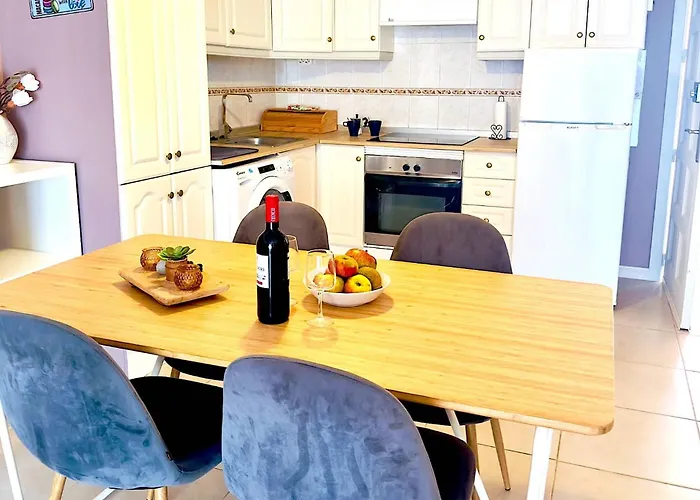 Terraza De La Paz Vista Al Campo De Golf