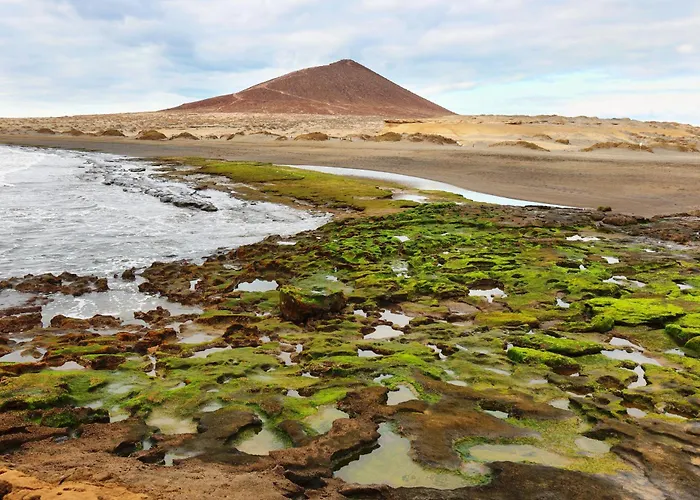 Terraza De La Paz Vista Al Campo De Golf