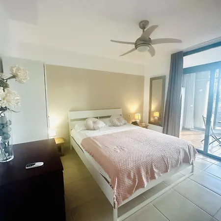Terraza De La Paz Vista Al Campo De Golf * سان ميغيل ذي أبونا