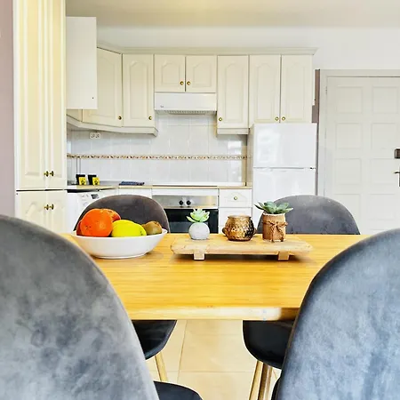 Terraza De La Paz Vista Al Campo De Golf Apartamento San Miguel de Abona