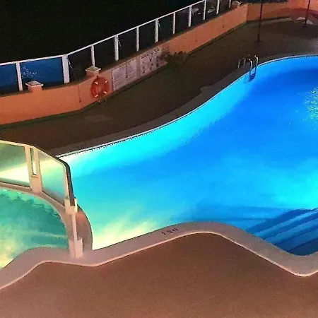 Terraza De La Paz Vista Al Campo De Golf * سان ميغيل ذي أبونا